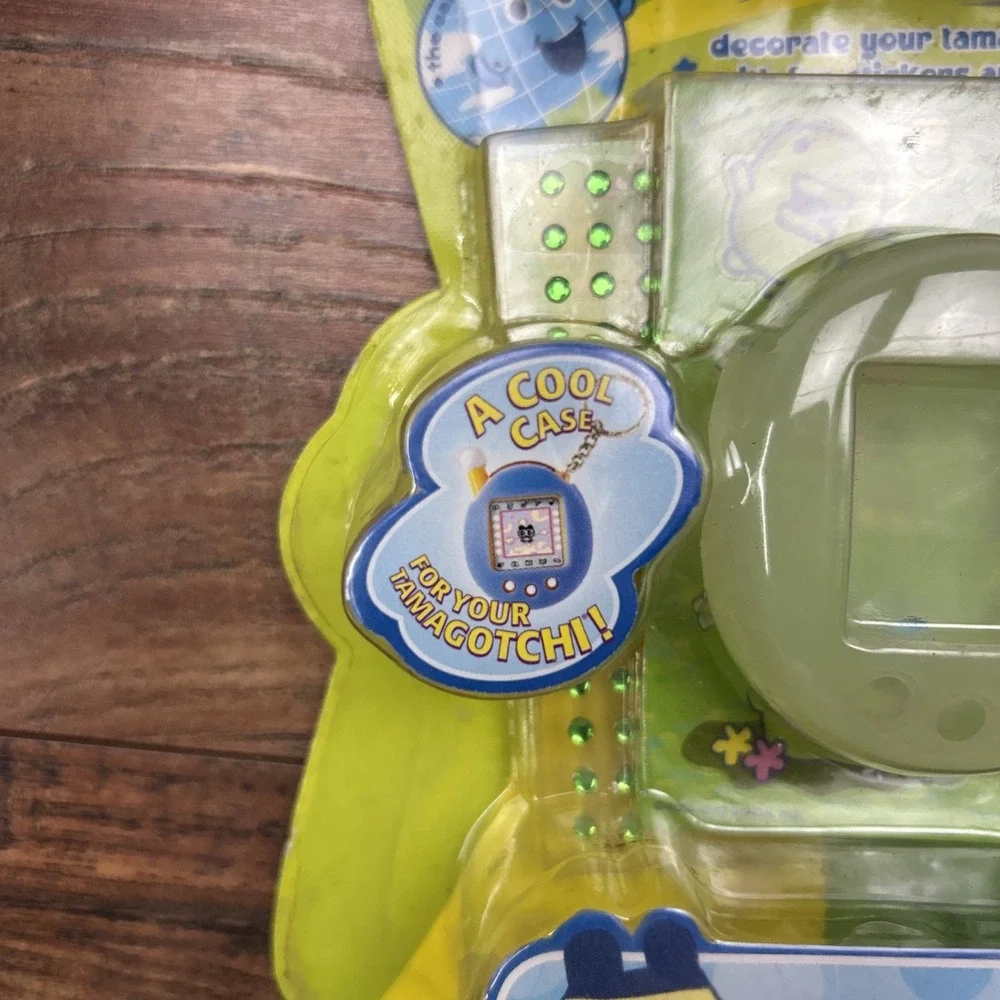 Tamagotchi Tama Deco-Ratchi Kit Gotchi Gear Green Case NEW **‎